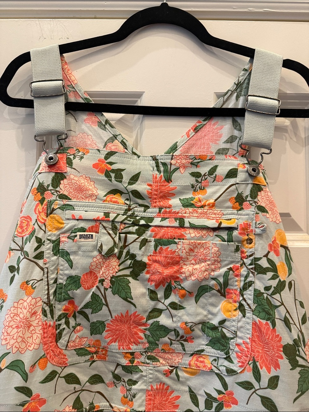 NWT Duluth Heirloom Gardening Overalls Retired Dahlia Print Sz XXL 29”